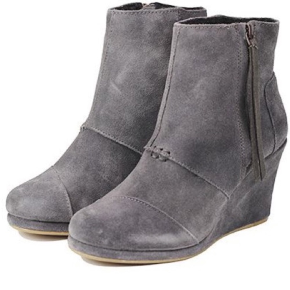 Tom’s Desert Wedge Ankle Booties